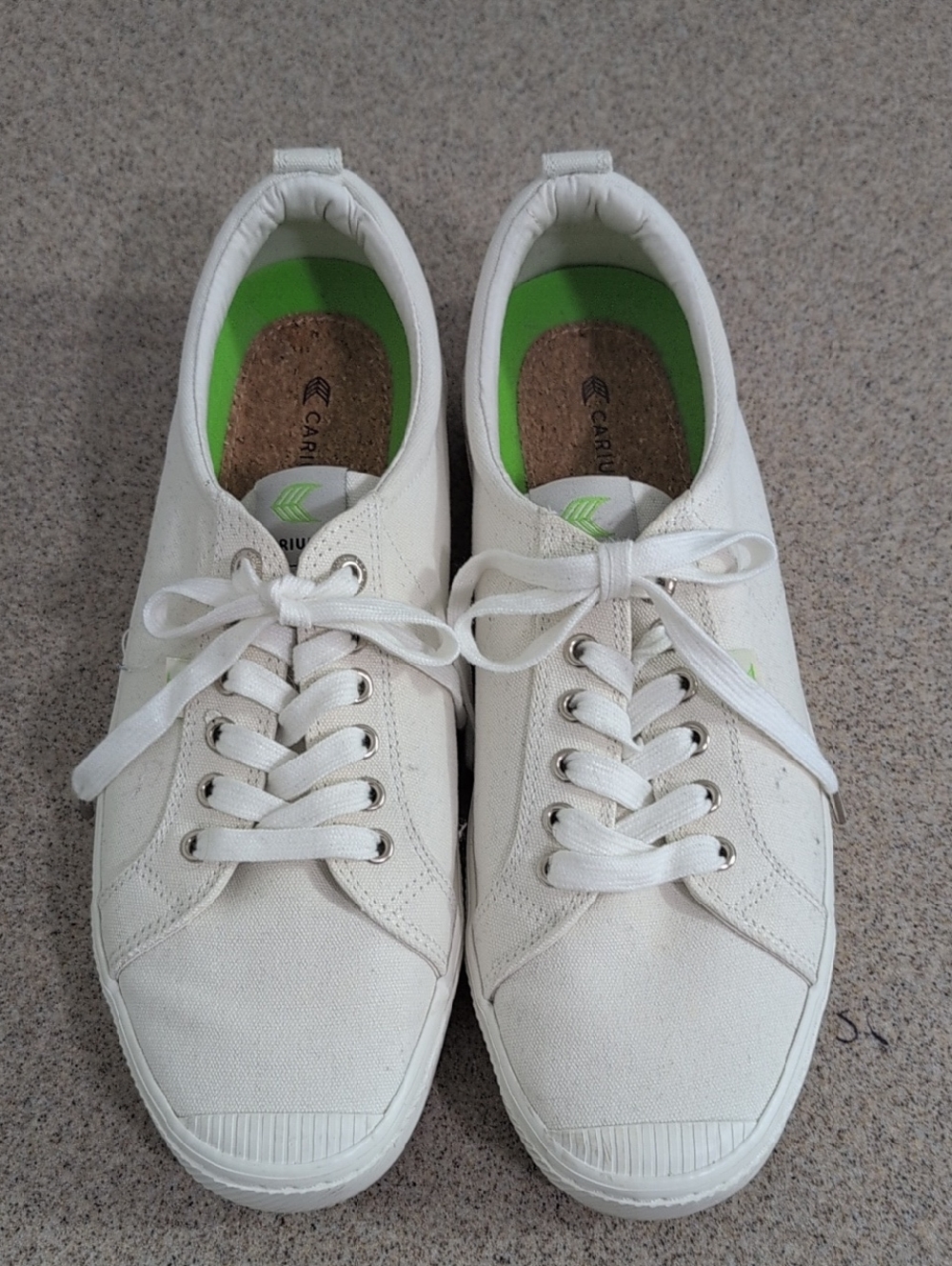 Cariuma White Sneakers, Gym Shoes, Canvas, Men's Size 12, Women Size 13.5 - Picture 2 of 12